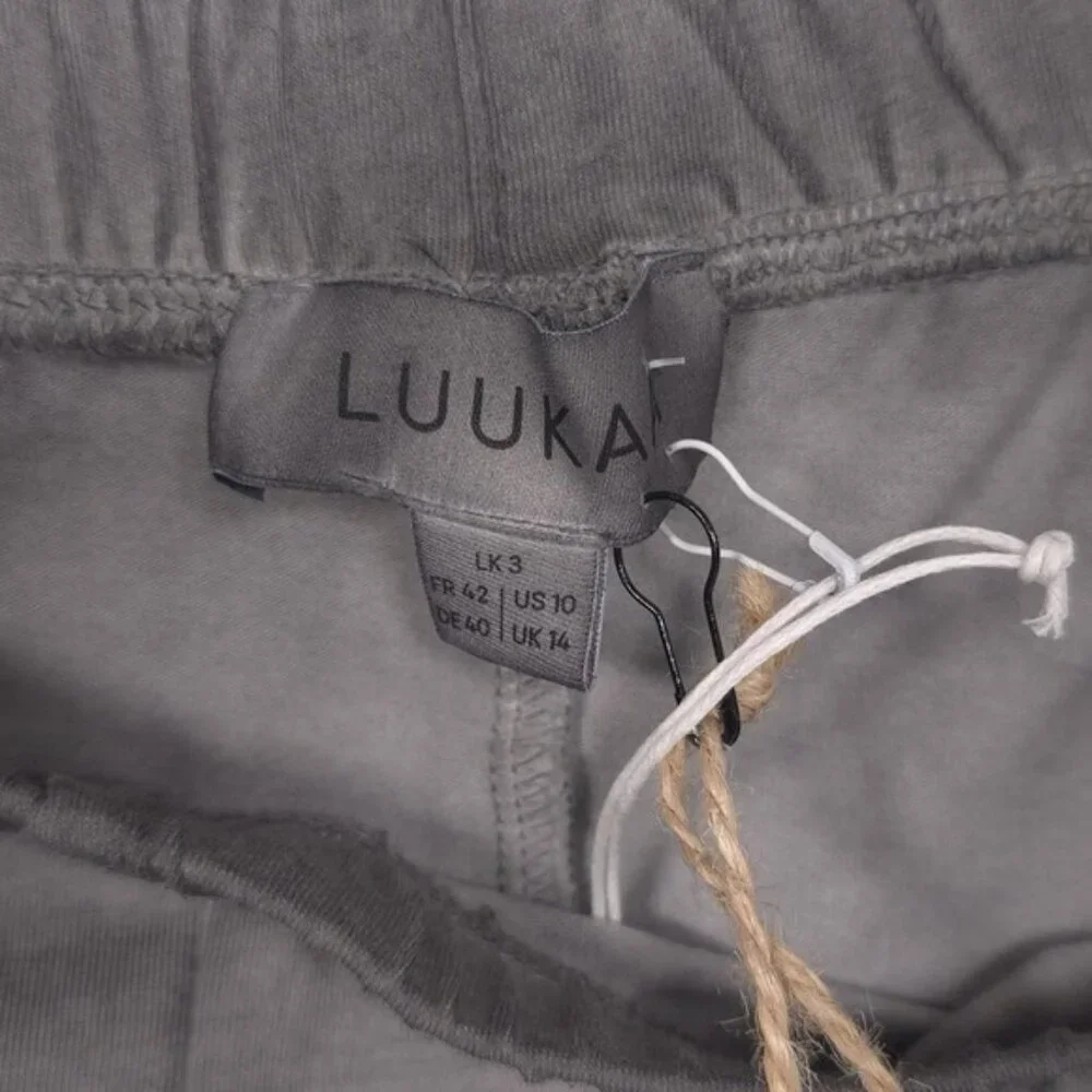 NWT LUUKAA Size US 10 LYRIC Garment Dyed Cotton Jersey Leggings Stone Pants LK 3
